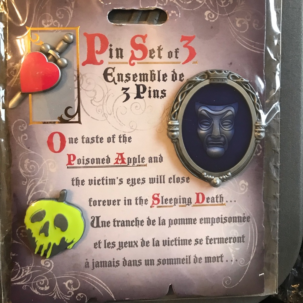 Disney Snow White 3 piece pin set